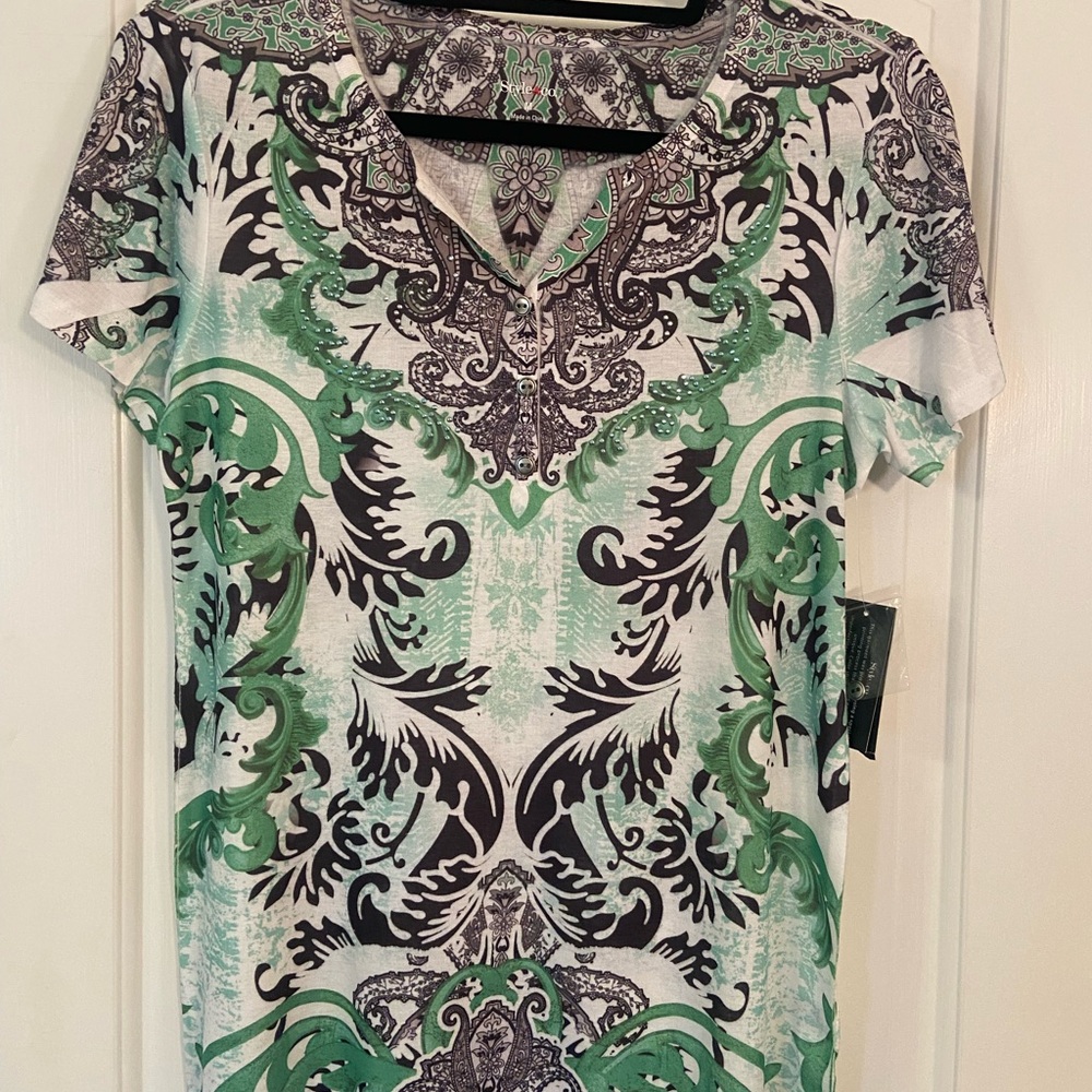 Elegant Green and Black Women's Top